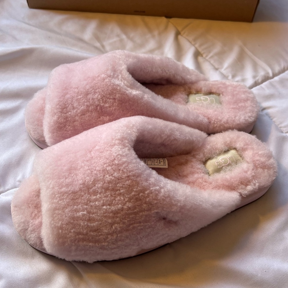 BRAND NEW UGGS WOMENS ANNIA PEEP TOE SLIPPERS IN PINK SIZE: 6